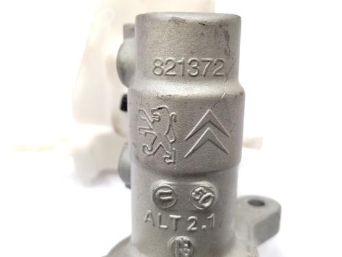 Brake master cylinder PEUGEOT 308 III (FB_, FH_, FP_, F3_, FM_) PureTech 130 (FPHNSL, FPHNST) | BP26132373M77 
