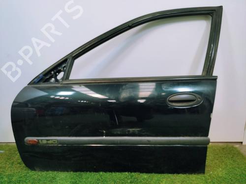 Used Left front door RENAULT LAGUNA I (B56_, 556_) [1993-2002]  21149735
