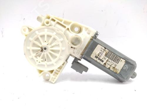 Rudehejsemotor forskærm højre PEUGEOT 307 (3A/C) 1.6 HDi (90 hp) 28954274