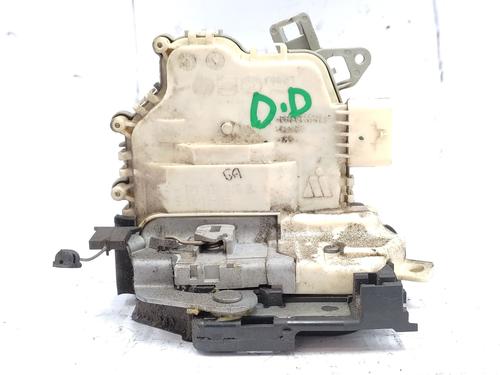 Høyre foran lås SEAT LEON (1P1) 1.6 TDI (105 hp) 30273514