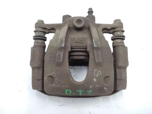 Etrier avant gauche OPEL CORSA C (X01) 1.2 Twinport (F08, F68) (80 hp) 30196812