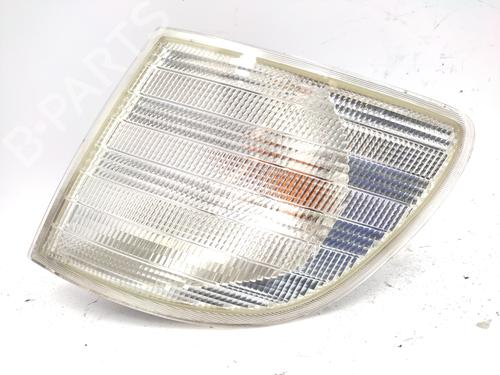 Blinklys foran venstre MERCEDES-BENZ VITO Van (W638) 110 D 2.3 (638.074, 638.078) (98 hp) 24683330