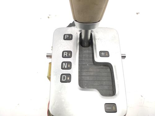 Gear lever VOLVO S80 I (184)  | BP21152590M90 