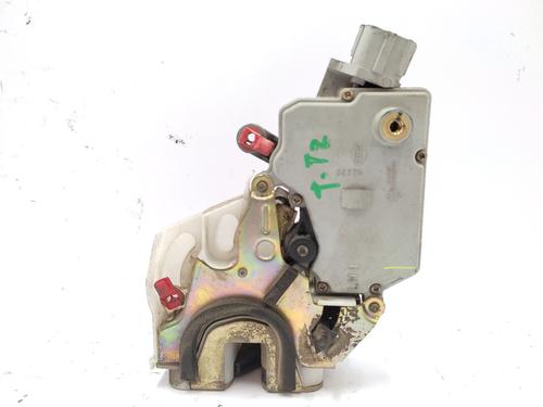Türschloss links hinten für NISSAN PRIMERA Hatchback (P11) [1996-2002]  33049856