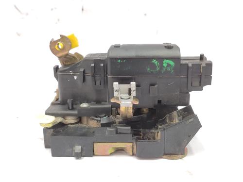 Højre fortil lås RENAULT KANGOO (KC0/1_) 1.5 dCi (KC07) (65 hp) 31665220