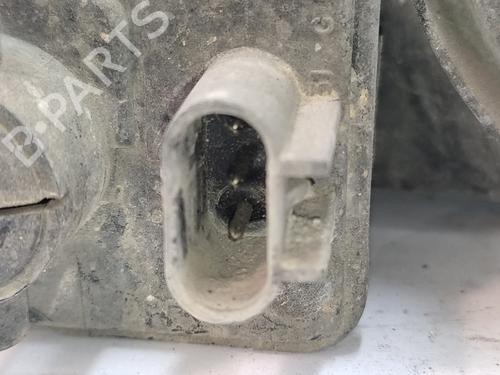 Left headlight KIA SPORTAGE SUV (K00) 2.0 i 16V | BP24683405C28 