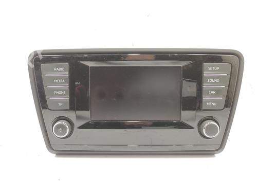 Used Radio Radio SKODA OCTAVIA III (5E3, NL3, NR3) 1.6 TDI (105 hp) 33049798 33049798