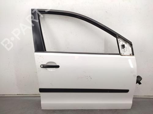 Used Right front door VW POLO IV (9N_, 9A_) 1.2 12V (64 hp) 29586380