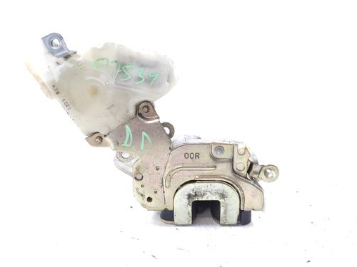 Used Front right lock NISSAN TERRANO II (R20) 2.7 TDi 4WD (125 hp) 21151516