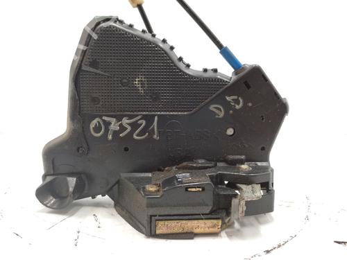 Used Front right lock TOYOTA COROLLA Verso (ZER_, ZZE12_, R1_) [2004-2009]  21152823