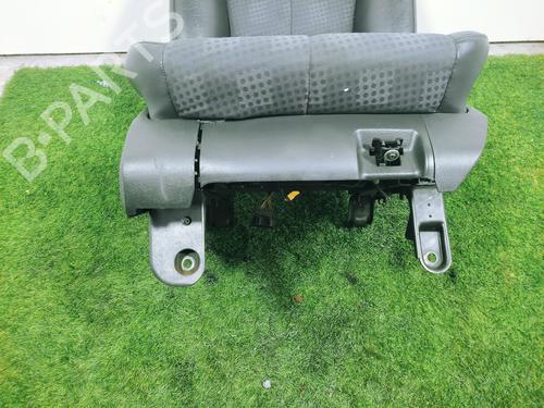 Right front seat MERCEDES-BENZ M-CLASS (W163) ML 270 CDI (163.113) | BP21149297C16 