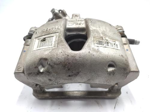 Used Right front brake caliper PEUGEOT 308 II (LB_, LP_, LW_, LH_, L3_) [2013-2021]  21155219
