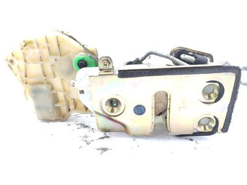 Venstre fortil lås HONDA CIVIC VII Hatchback (EU, EP, EV) 1.7 CTDi (EP4, EU9) (100 hp) 30321847