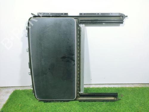 Used Sunroof MERCEDES-BENZ M-CLASS (W163) ML 270 CDI (163.113) (163 hp) 21149324
