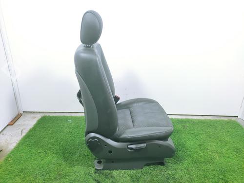 Right front seat MERCEDES-BENZ M-CLASS (W163) ML 270 CDI (163.113) | BP21149297C16 