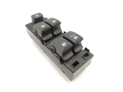 Used Left front window switch HYUNDAI GETZ (TB) [2001-2011]  21154545