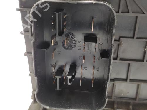 Fuse box VW GOLF PLUS V (5M1, 521) 1.9 TDI | BP22777266E1