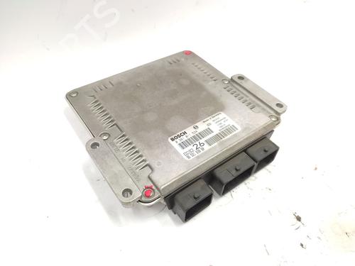 Calculateur moteur (ecu) CITROËN C5 I (DC_) 2.0 HDi (DCRHZB, DCRHZE) (109 hp) 26589057
