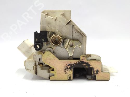 Zamek drzwi tylnych prawych FORD MONDEO III (B5Y) 2.0 TDCi | BP30684773C99