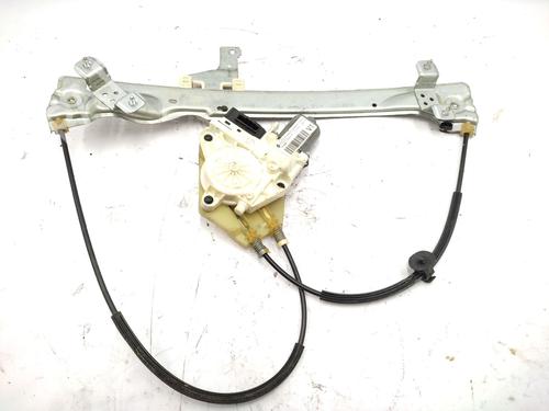 Lève-vitre arrière droit RENAULT LATITUDE (L70_) 2.0 dCi 175 (L70Y, L734) (173 hp) 28579730