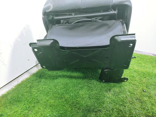Rear seat MERCEDES-BENZ M-CLASS (W163) ML 270 CDI (163.113) | BP21149819C17 