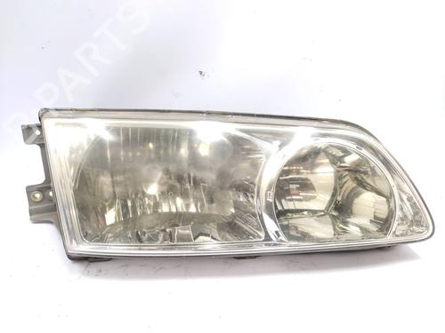 Used Right headlight HYUNDAI H-1 Van (A1) [1997-2008]  21161550