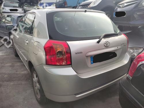 Brukte deler til TOYOTA COROLLA (_E12_) 2.0 D-4D (CDE120R, CDE120L_) (110 hp) 4396328