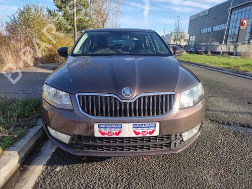 Used Engine Engine SKODA OCTAVIA III (5E3, NL3, NR3) 1.6 TDI (105 hp) 33649804 33649804