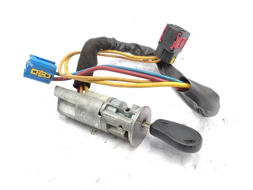 ignition-barrel-citroen-xsara-n1-1997-1998-1999-2000-2001-2002-2003-2004-2005-32169022 main image