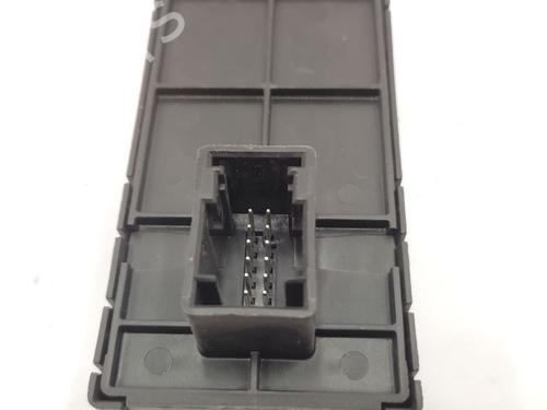 Left front window switch FIAT 500L (351_, 352_) 1.6 D Multijet (199LYD1B) | BP39246351I27 - Image 3