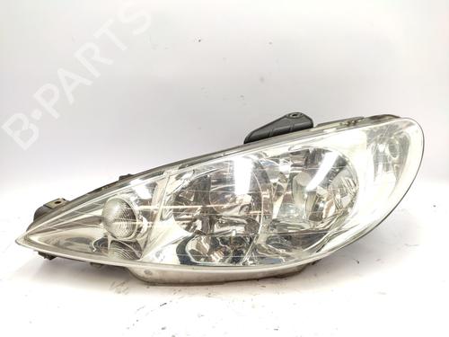 Venstre forlygte PEUGEOT 206 Hatchback (2A/C) 1.4 HDi eco 70 (68 hp) 28728910