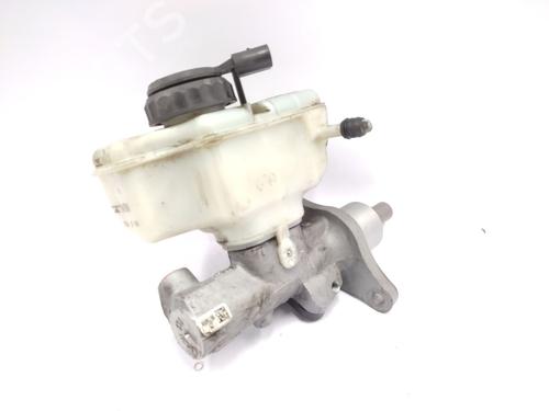 Used Brake master cylinder VW TOURAN (1T3) 2.0 TDI (140 hp) 29185913