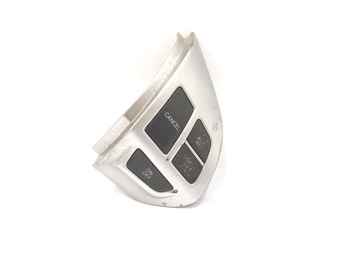 steering-wheel-controls-peugeot-4007-vu_-vv_-2007-2008-2009-2010-2011-2012-2013-36696428 main image