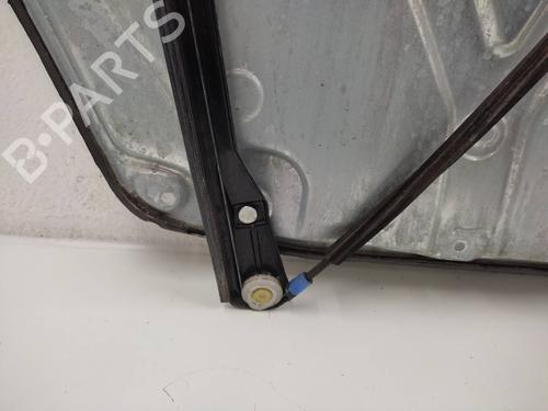 Rudehejsemekanisme Højre foran SKODA SUPERB I (3U4)  | BP21150997C23 