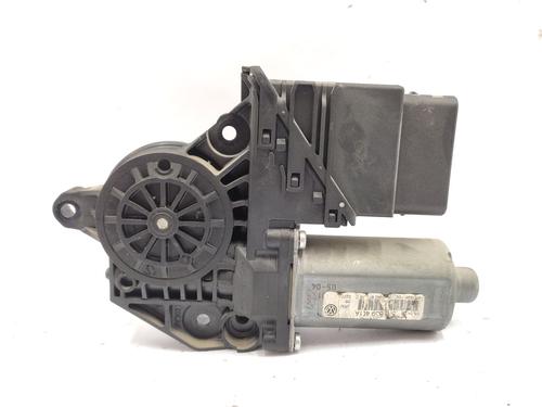 Used Left rear window motor Left rear window motor VW GOLF PLUS V (5M1, 521) 1.9 TDI (105 hp) 34216566 34216566