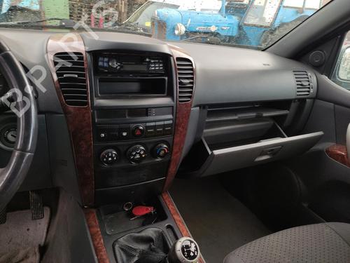 Right mirror KIA SORENTO I (JC) 2.5 CRDi 4WD | BP21661459C27 