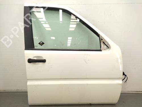 Used Right front door NISSAN TERRANO II (R20) 2.7 TDi 4WD (125 hp) 21159436