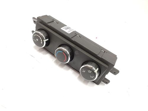 Climate control FIAT FREEMONT (345_) 2.0 JTD | BP32498698I5