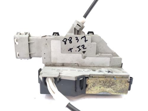 Used Rear left lock PEUGEOT 407 (6D_) 2.0 HDi 135 (6DRHRH, 6DRHRE, 6DRHRG, 6DRHRJ) (136 hp) 21692817