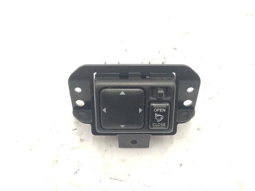 Used Mirror switch Mirror switch NISSAN PATROL GR V Wagon (Y61) 3.0 DTi (160 hp) 40228546 40228546
