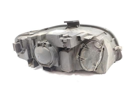 Left headlight AUDI A4 B7 (8EC) 2.0 TDI 16V | BP30174775C28 