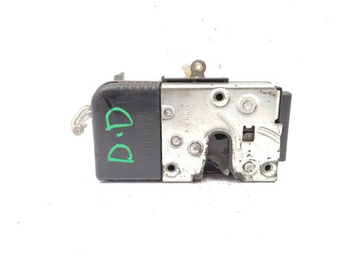 Używane Zamek drzwi przednich prawych PEUGEOT 807 (EB_) 2.0 HDI (136 hp) 30591316