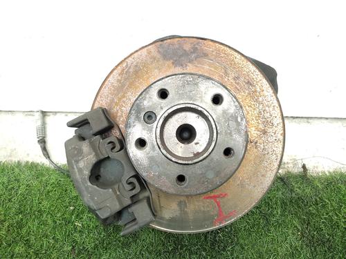 Left front steering knuckle BMW 5 (E39) 523 i | BP21150744M25 