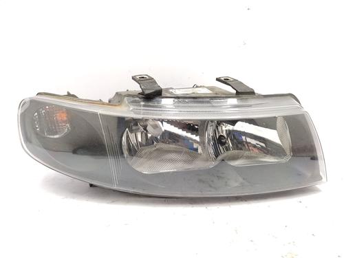 Used Right headlight SEAT TOLEDO II (1M2) 1.9 TDI (110 hp) 31581144