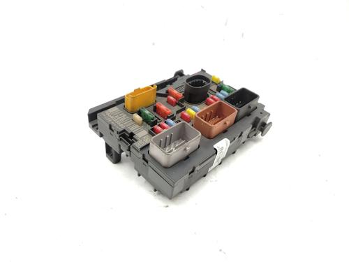 Used Fuse box Fuse box 38564071 38564071