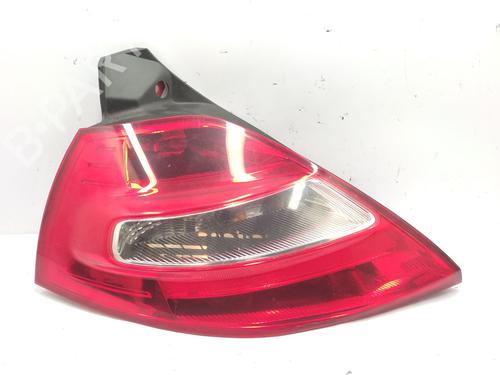 left-taillight-renault-megane-ii-bm01_-cm01_-2001-2002-2003-2004-2005-2006-2007-2008-2009-2010-2011-2012-31665296 main image