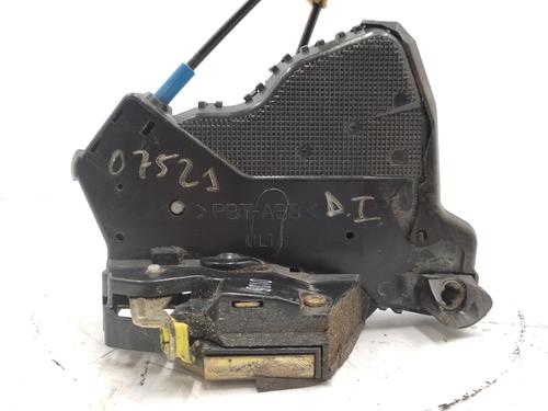 Used Front left lock TOYOTA COROLLA Verso (ZER_, ZZE12_, R1_) [2004-2009]  21152824