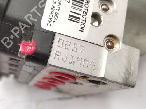 ABS pump NISSAN LEAF (ZE0) Electric | BP37031371M43 - Image 8