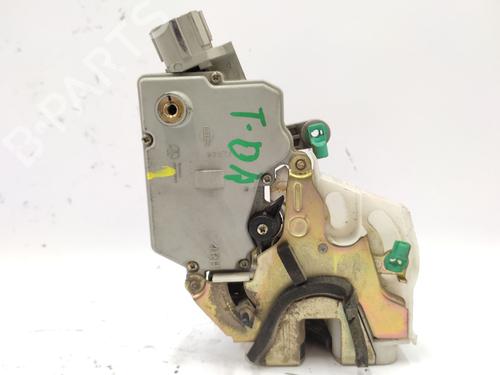 Højre bagtil lås NISSAN PRIMERA Hatchback (P11) [1996-2002]  33049857