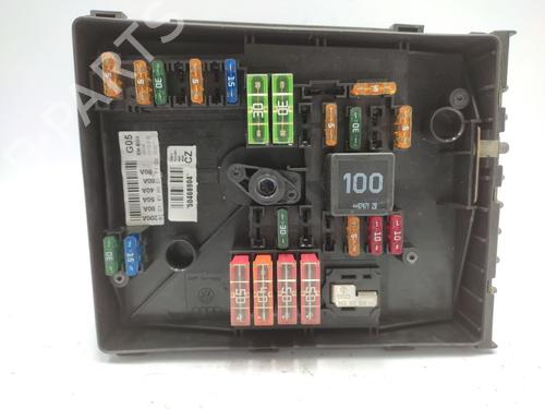 Fuse box VW GOLF V (1K1) 1.9 TDI | BP26741105E1 